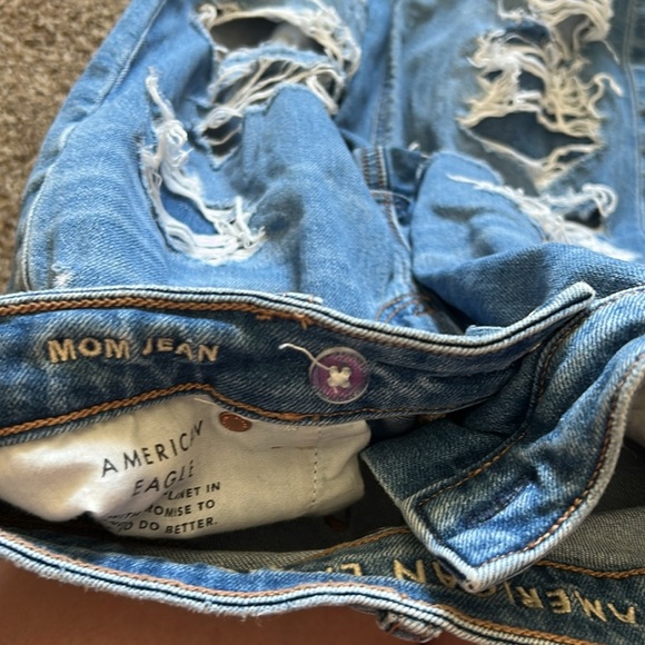 American Eagle Ripped Mom Jeans - Picture 4 of 5